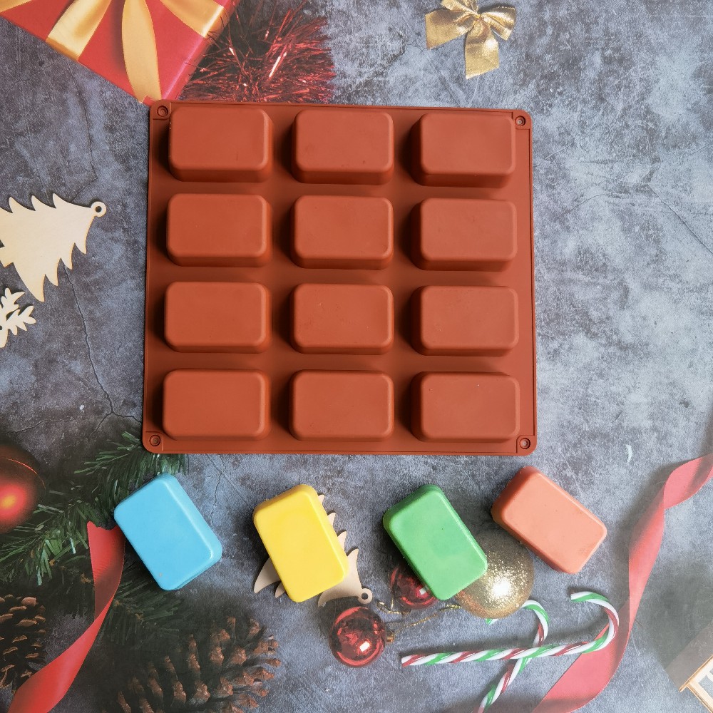 12 Cavity Square Silicone Soap - Candle Making With Beeswax 评论和价格
